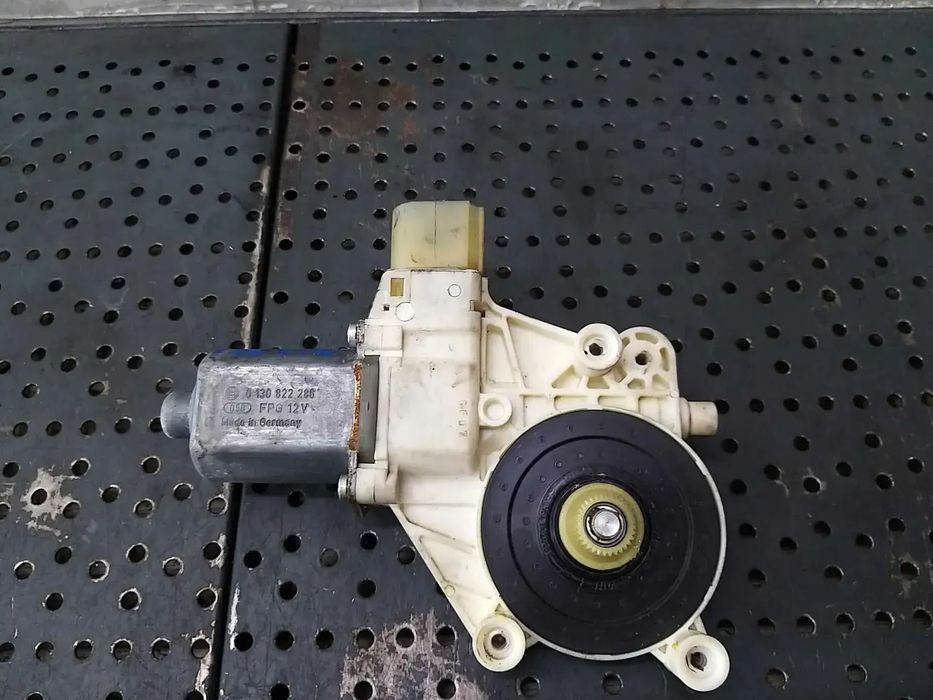 Motoras macara dreapta fata ford mondeo 4 ba7 break 6m2114553b 1k4837401s