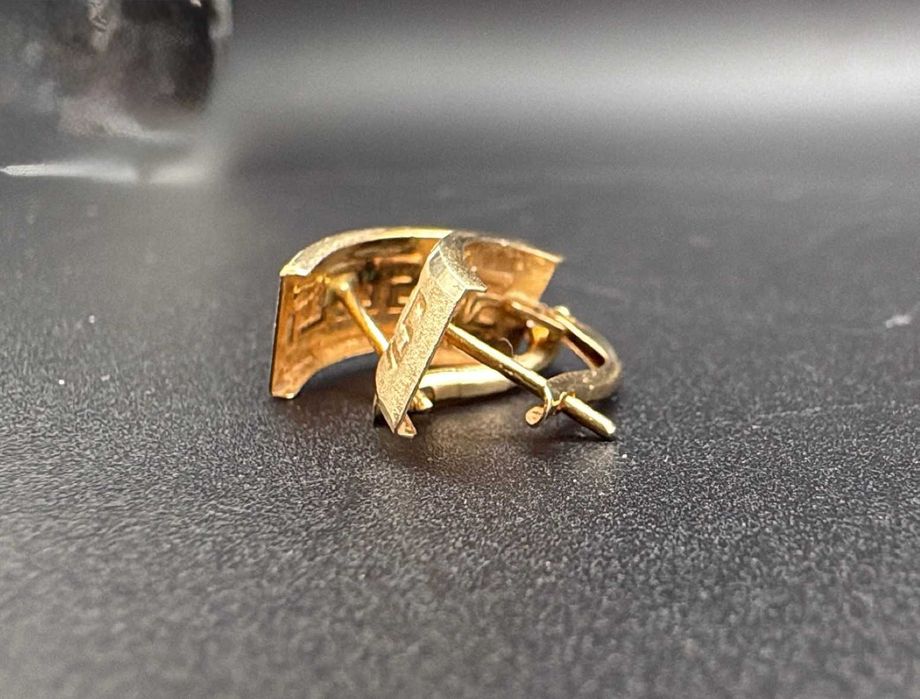 Dracula Amanet: Cercei de Aur 1.79Gr/14K.