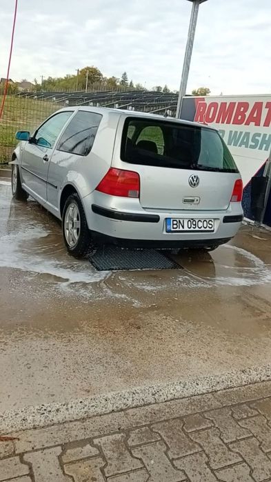 Vand  golf 4 acept si schimburi !