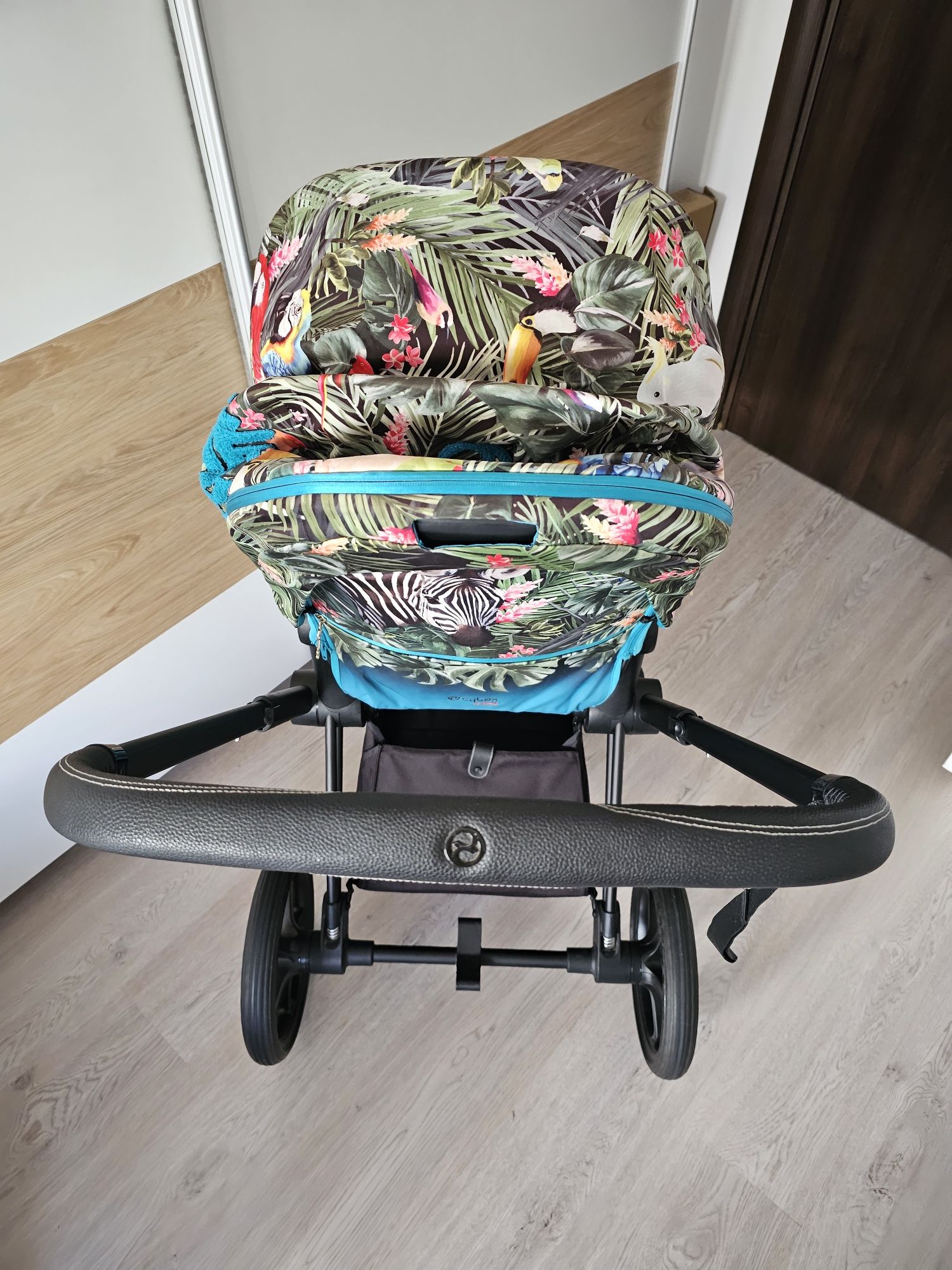 Cybex Priam 3 + тапицерия на DJ Khaled We The Best Blue