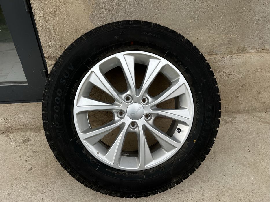 Haval m6 комплект зимние шины с дисками