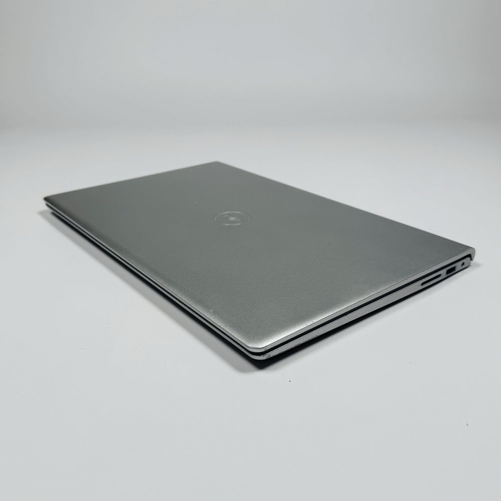 Лаптоп Dell Inspiron 15/i3-1115G4/12GB RAM/256GB NVMe