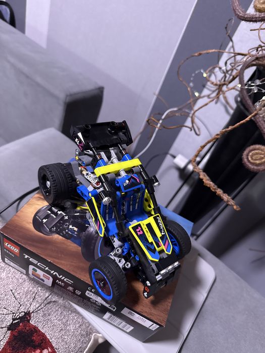 LEGO Technic Off-Road Race Buggy