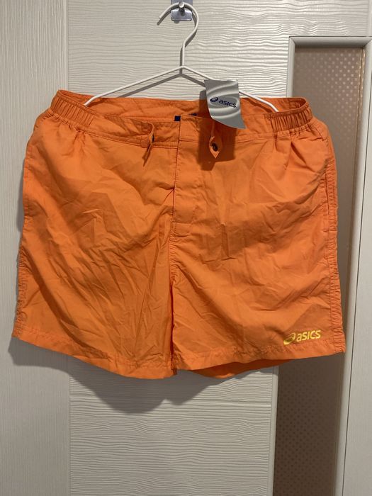 Оригибални Шорти Asics