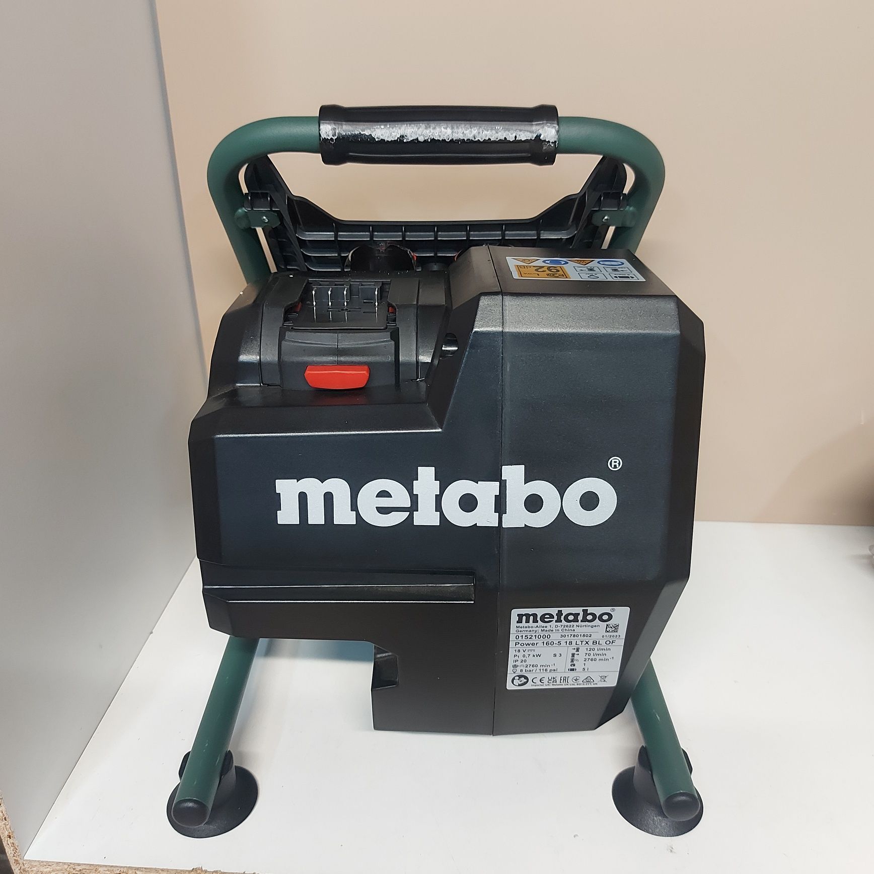 Акумулаторен компресор Metabo 160-5 18 LTX BL