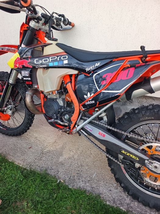 Vând Ktm 300 tpi înmatriculat.