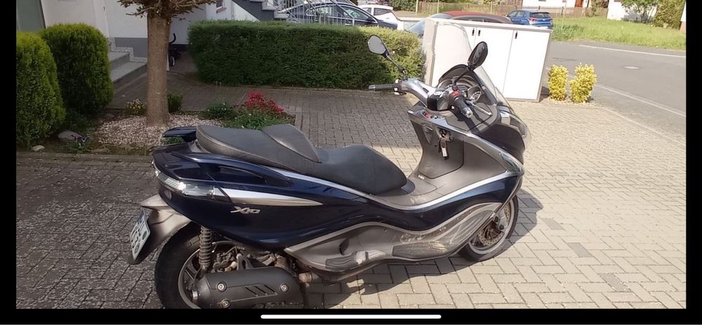 Piaggio x10 125 cm scuter categoria B