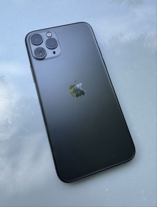 IPhone 11 pro ideal radnoy
