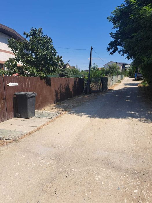 Teren pe strada Ciresilor