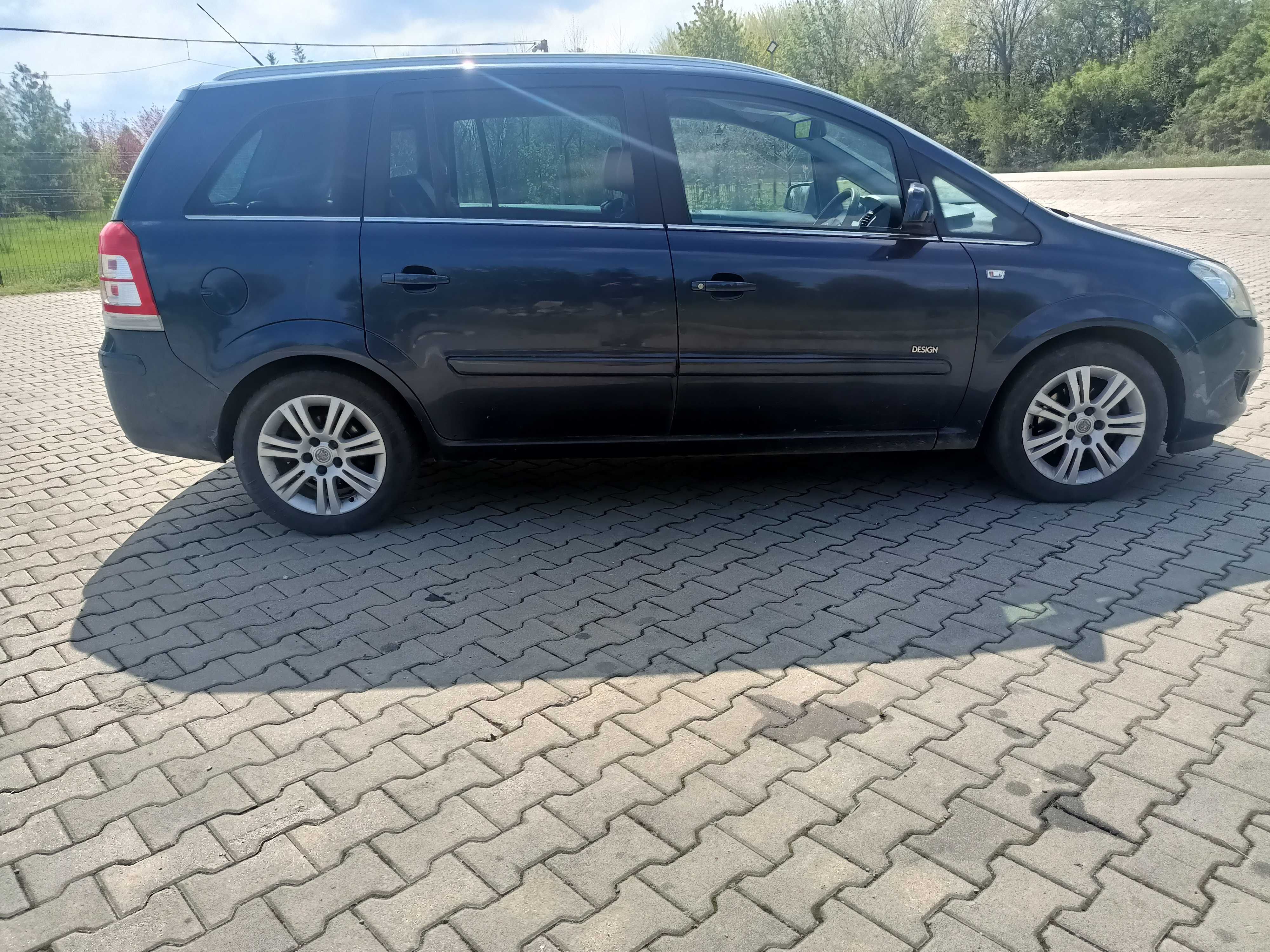 Usa Stanga fata Spate / Usa Dreapta fata spate Opel Zafira B facelift