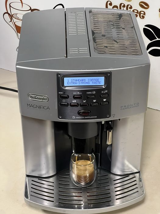 Кафемашина кафе автомат delonghı magnifica Elegance с гаранция