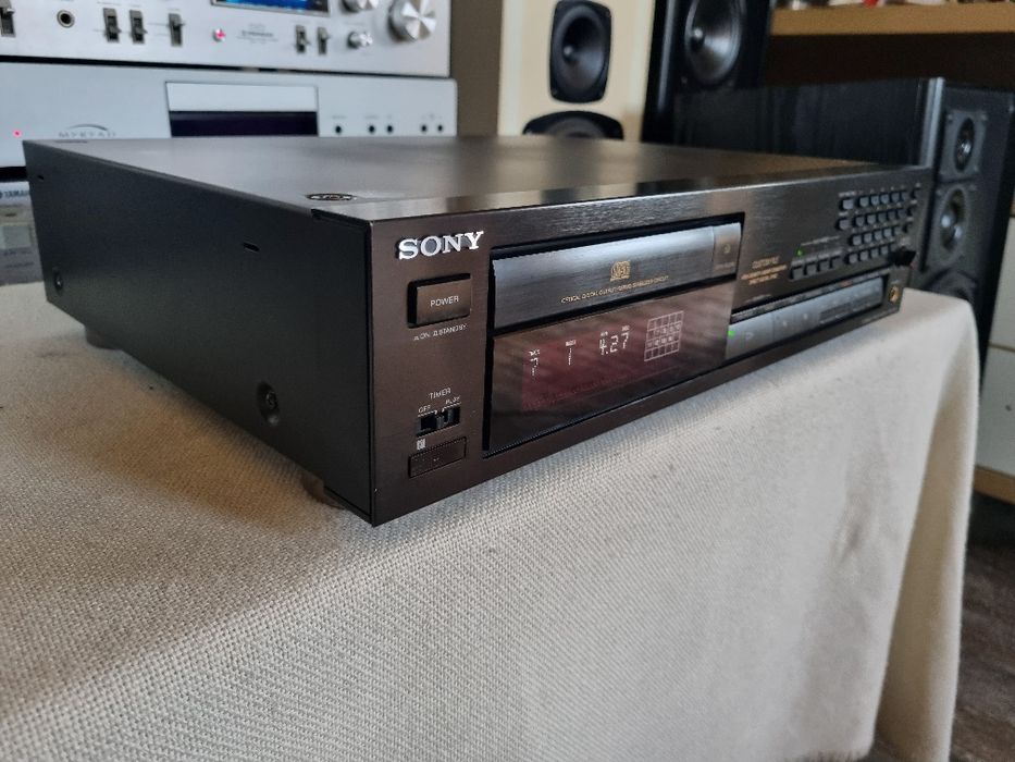 Sony CDP-991. Perfect functional. Impecabil.