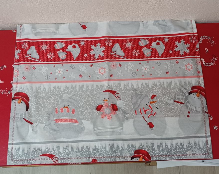 Калъфки с коледен десен