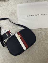 Новая сумочка Tommy Hilfiger