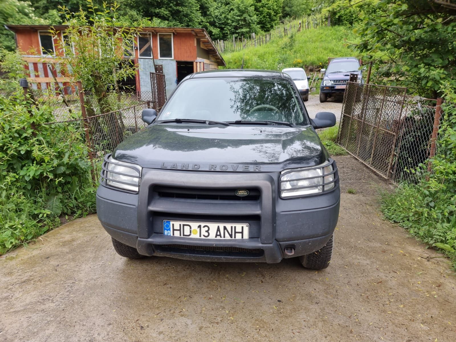 Vând Land Rover Freelander