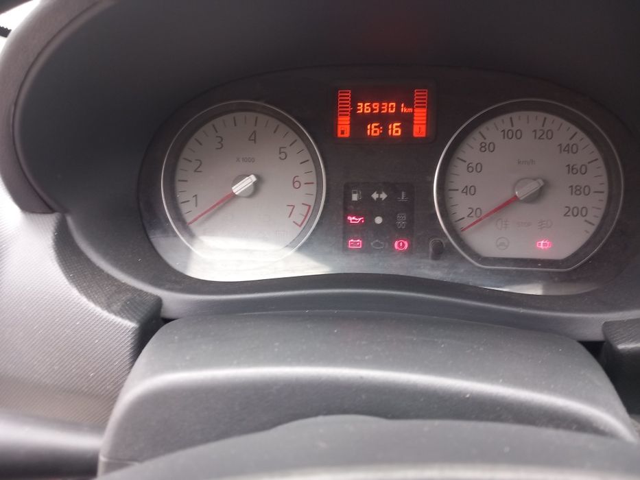 Dacia Logan 1.2 benzină 2012
