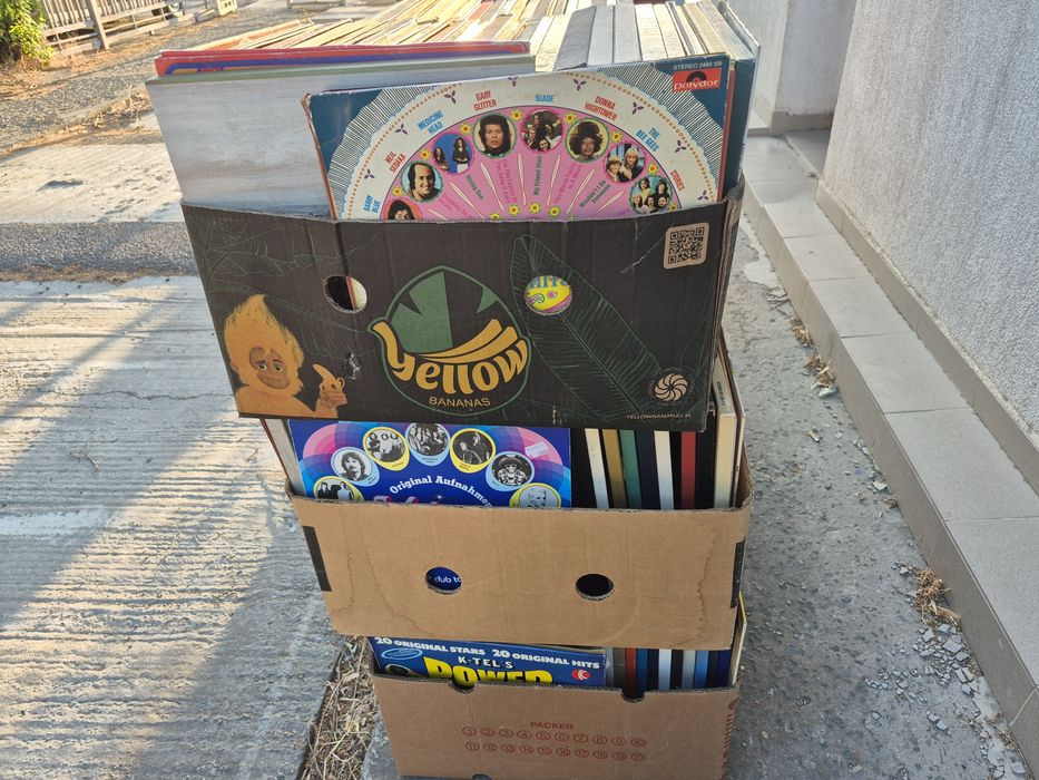 Vând Lot 100lp Discuri Vinil colectie muzica usoara straina mixta