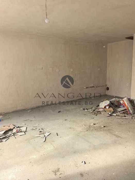 Продава се Тристаен апартамент в Пловдив, Тракия - 101 кв.м за 1424 €/кв.м - Снимка #8