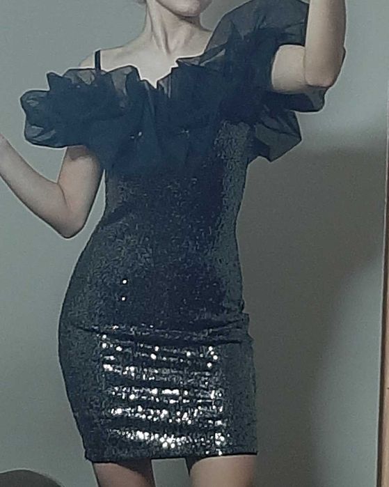 Rochie de seară, nouă