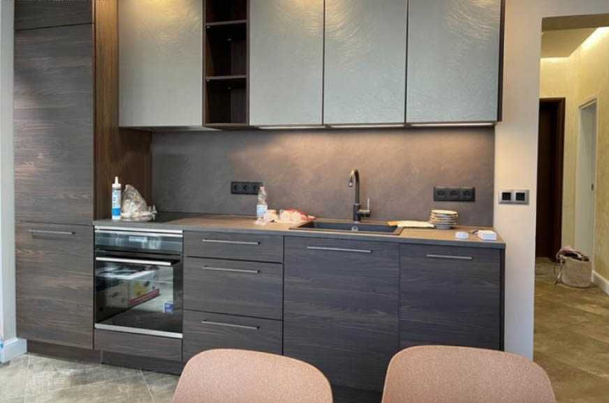 Дава се под наем Тристаен апартамент в София, Лозенец - 91 кв.м за 850 € - Снимка #1