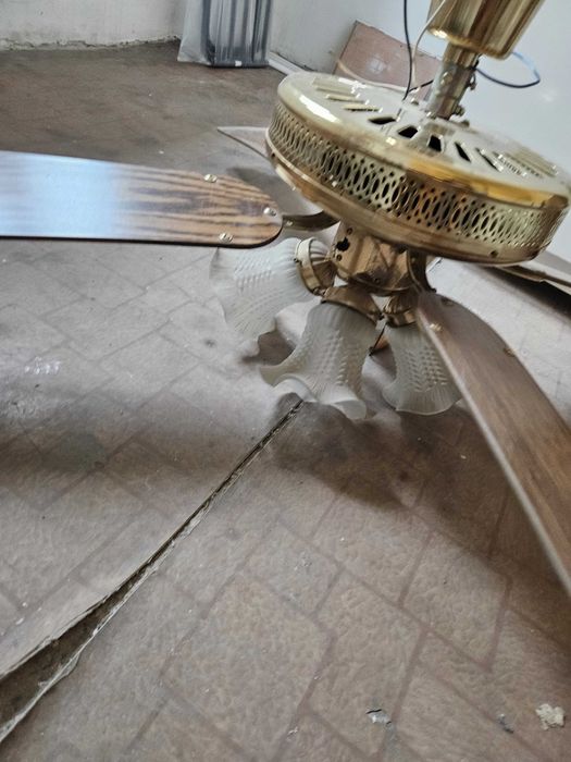 Lustra cu Elice veche