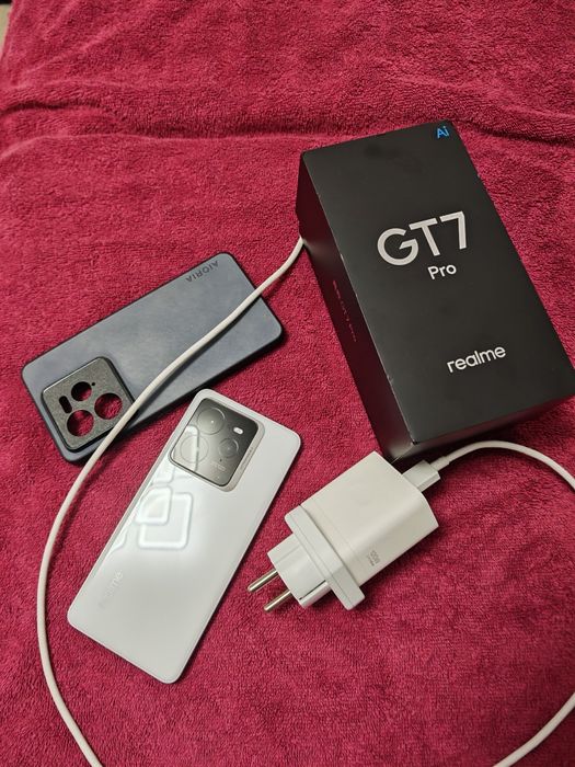 Xiaomi 14 Realme GT7 PRO 12/256, 8 Elite