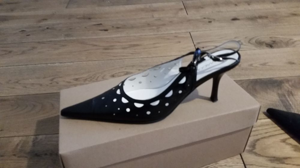 Италиански, VIAGGI, 39 номер - за бал и повод