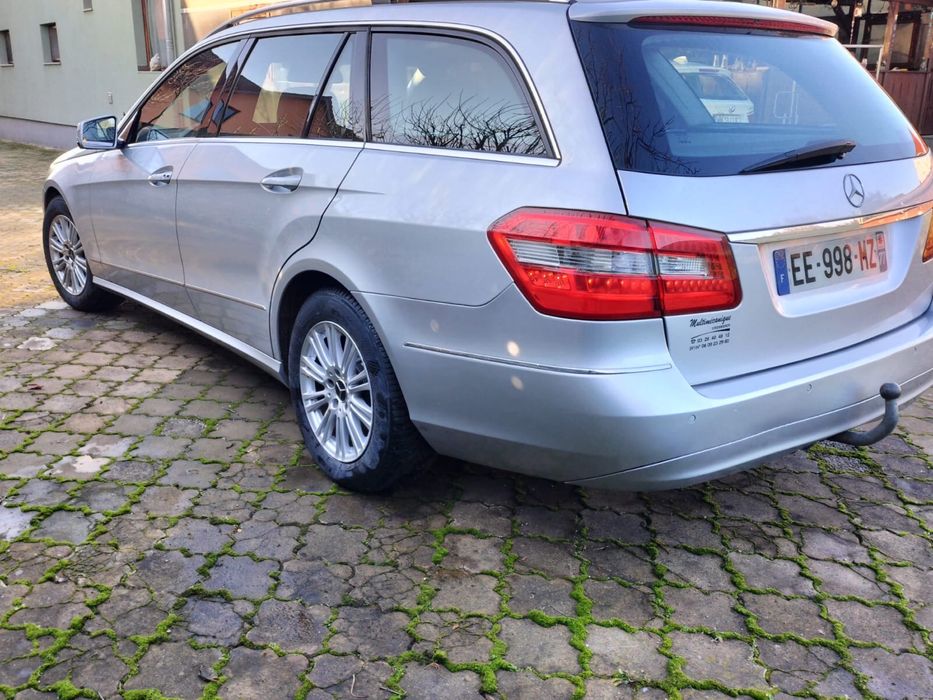 Vand Mercedes Benz E220 blue efficency automat