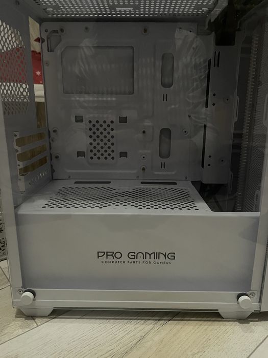 Carcasa pc + sursa pc 550w + hdd 1000GB + hdd 500 GB gratis