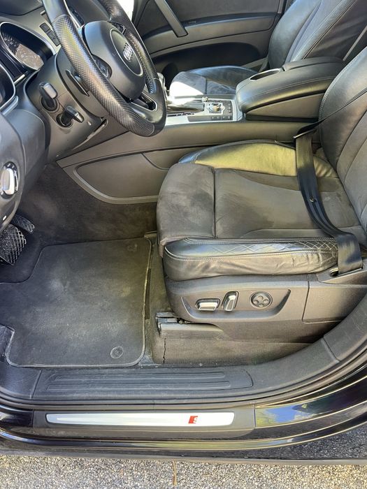 Vand Audi Q7 S-line automata 8+1