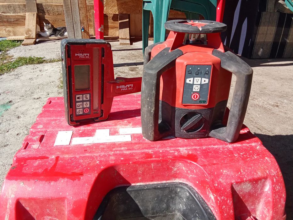 Laser profesional rotativ Hilti PR 35 fabricatie 2012