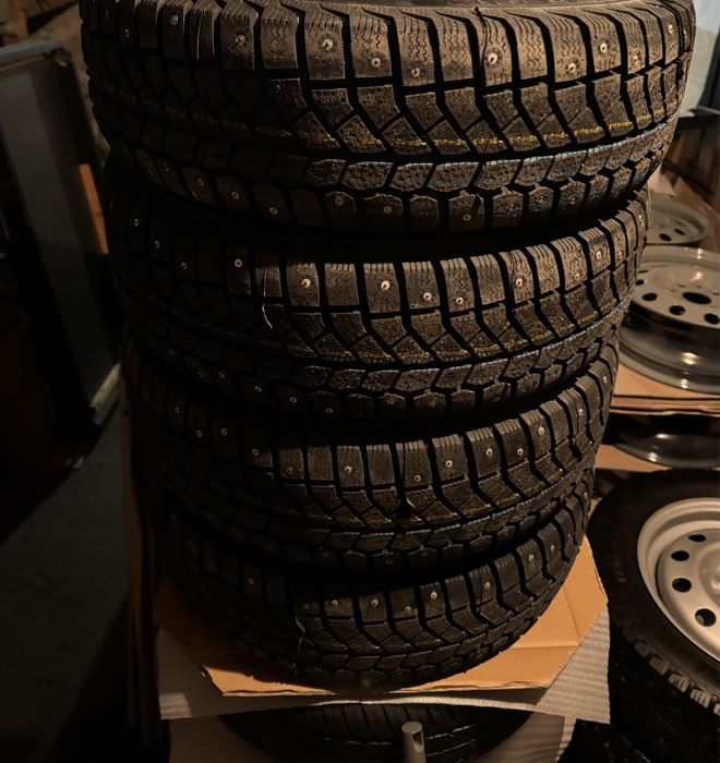 Новая резина Viatti 175/65/14 новая по 20 тысяч за баллон