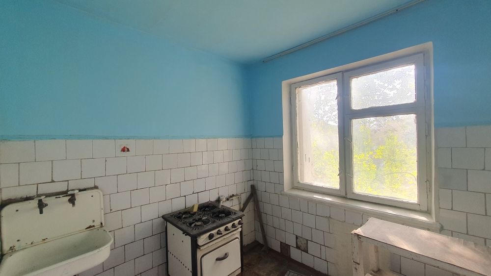 Gaz zor joydan. Arenda kv.  bez makler.  3 xonalik 4 xona qilsa boladi