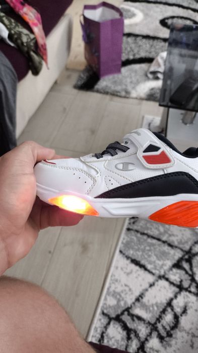 Adidasi copil  Nr 29 30