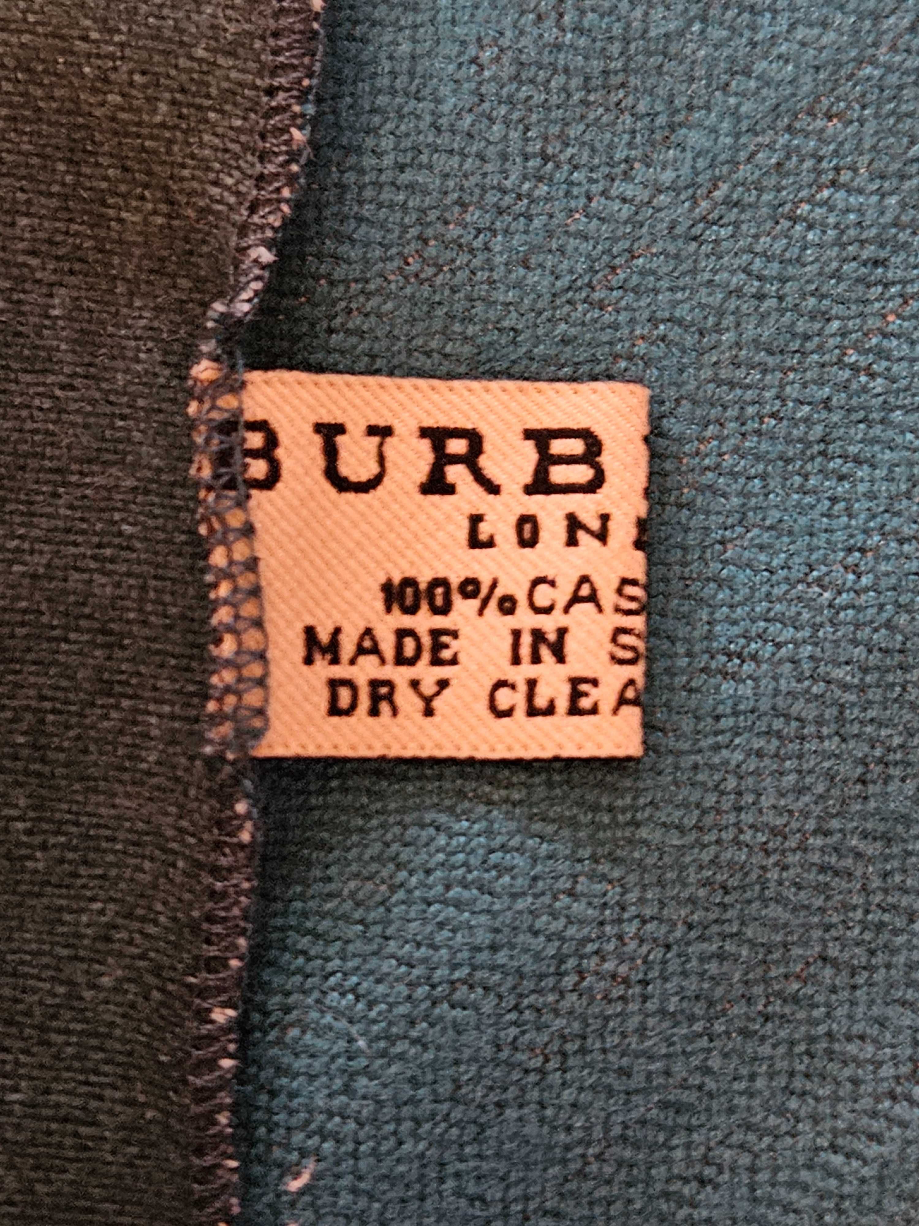 BURBERRY 100% кашмирен шал 184 см