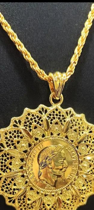 Мелециска стомана колие и обеци