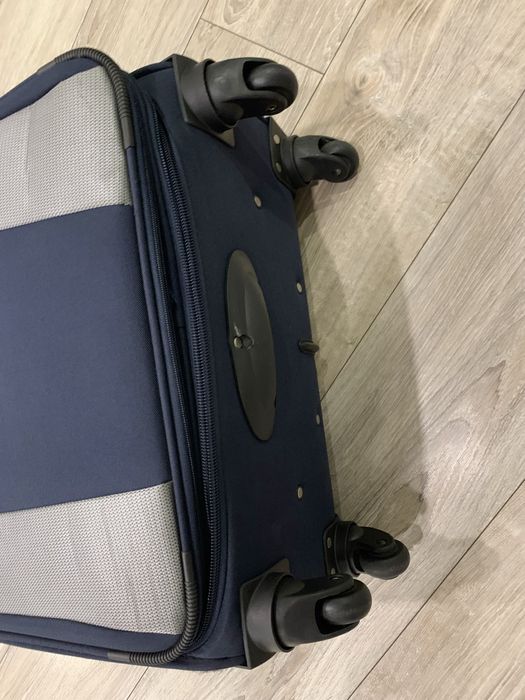 Geamantan de vanzare