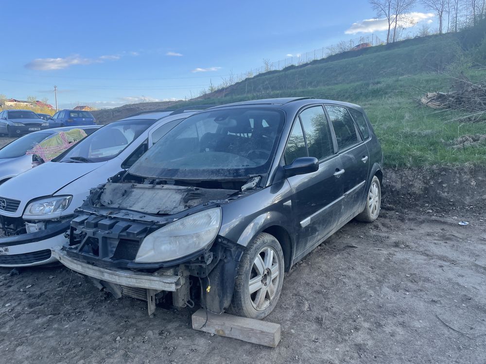 Dezmembrez Renault Scenic 1.5dci , 1.9dci 2008