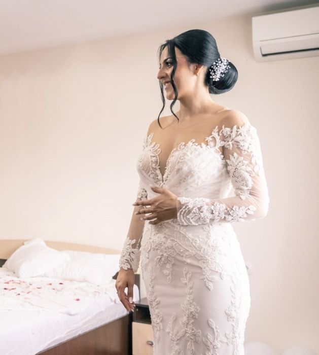Vând rochie de mireasă Milla Nova, stare foarte bună.