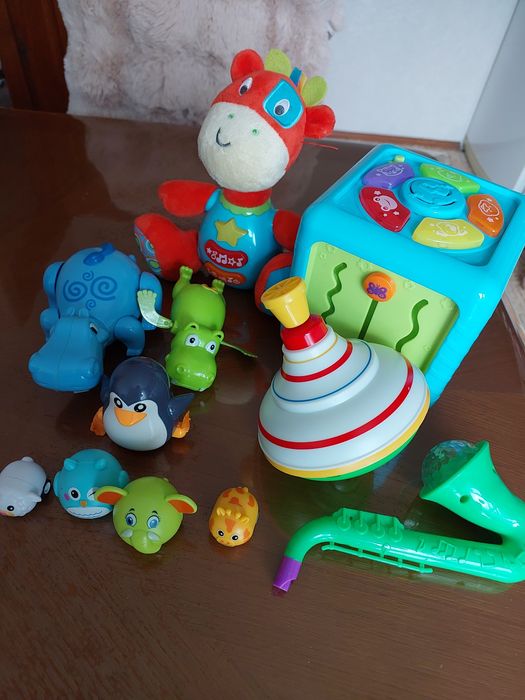 Набор игрушек для малышей