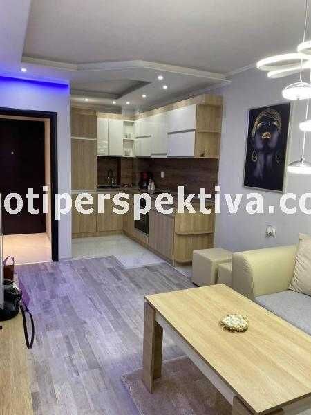 Продава се Двустаен апартамент в Пловдив, Кючук Париж - 70 кв.м за 1715 €/кв.м - Снимка #4