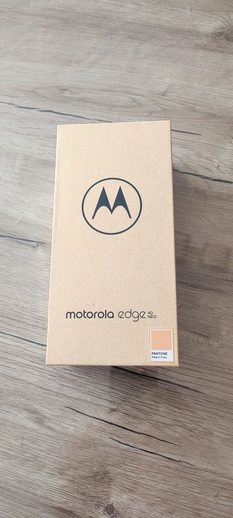 Motorola edge 40 neo, încă în garanție!
