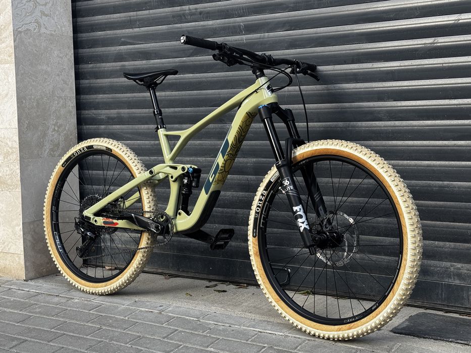 Ендуро велосипед GT Force Carbon Expert 27.5