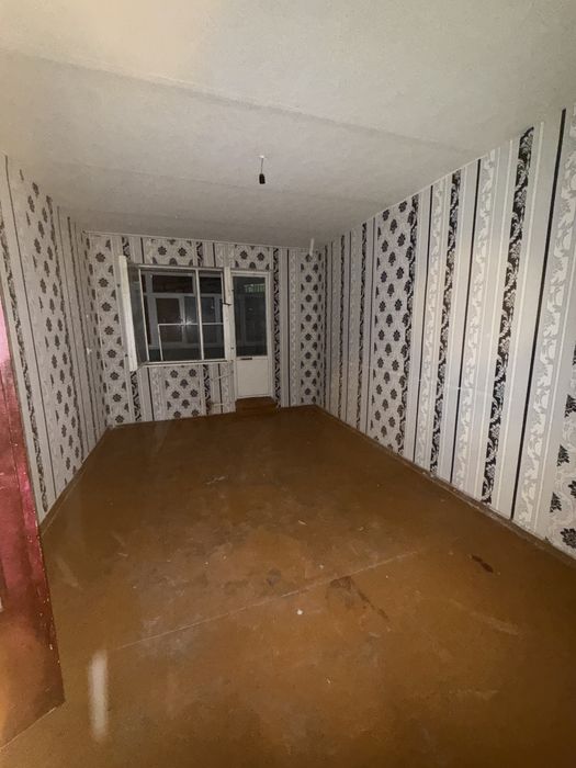 срочна 3 хонали квартира ижарага берилади 2 млн