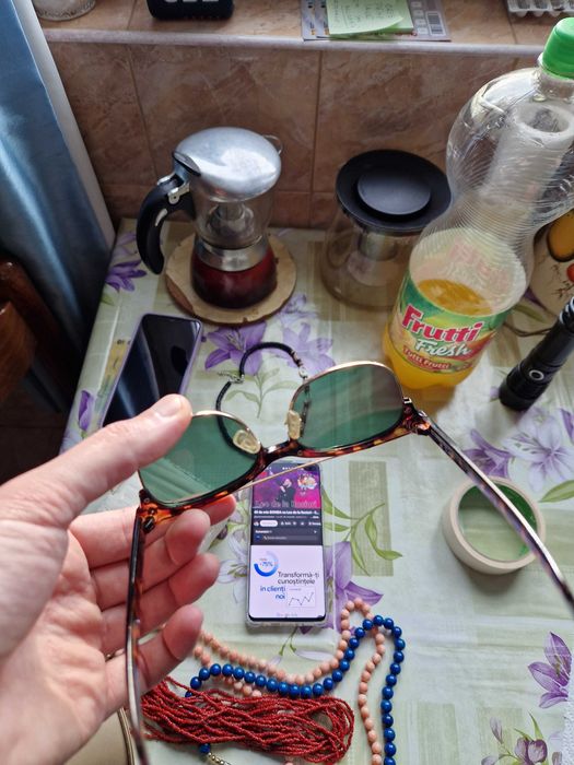 Ochelari de soare unisex – model tortoise, stare bună