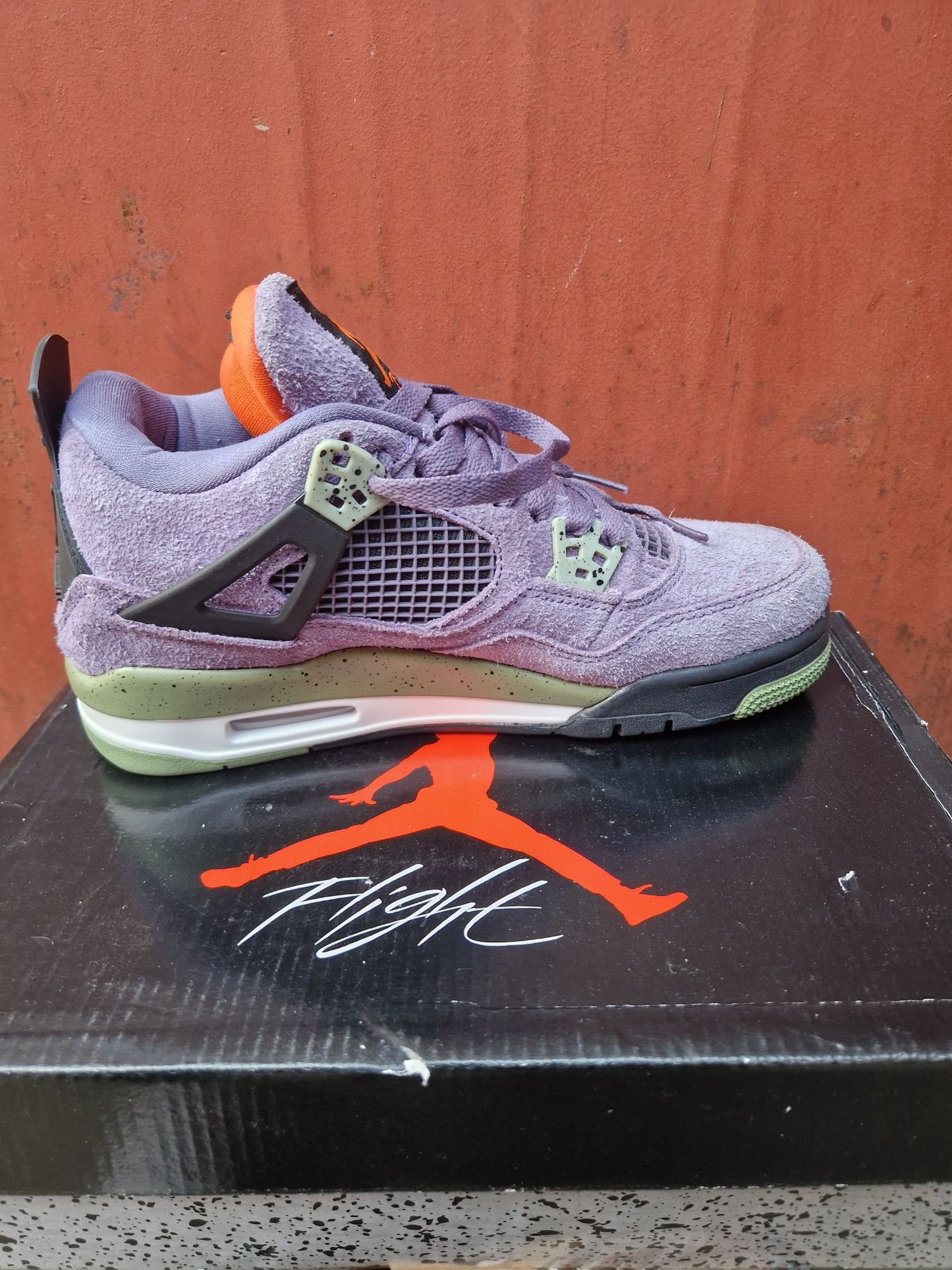 Jordan 4Canyon Purple
Canyon Purple 
Canyon Purple