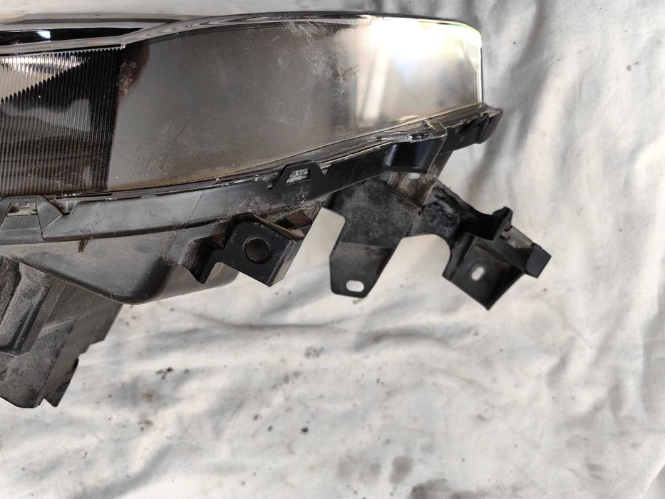 Оригинален фар  Mitsubishi Eclipse Cross Full Led