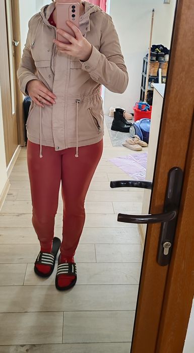 Vând parca primăvară