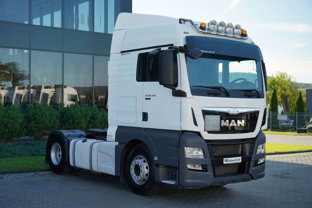MAN TGX 18.440 / SISTEM HIDRAULIC / RETARDER / NAVIGAȚIE / CONTRACT DE SERVICE POST-SERVICE