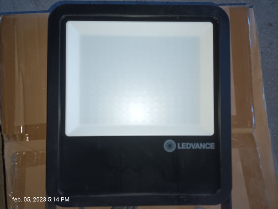 Vând proiectoare Ledvance noi 165W